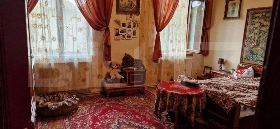 Apartament cu 4 camere - cartier Dumbrava. - 2