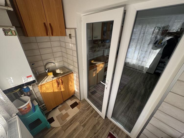 Apartament 2 camere zona Poarta 6 - 7