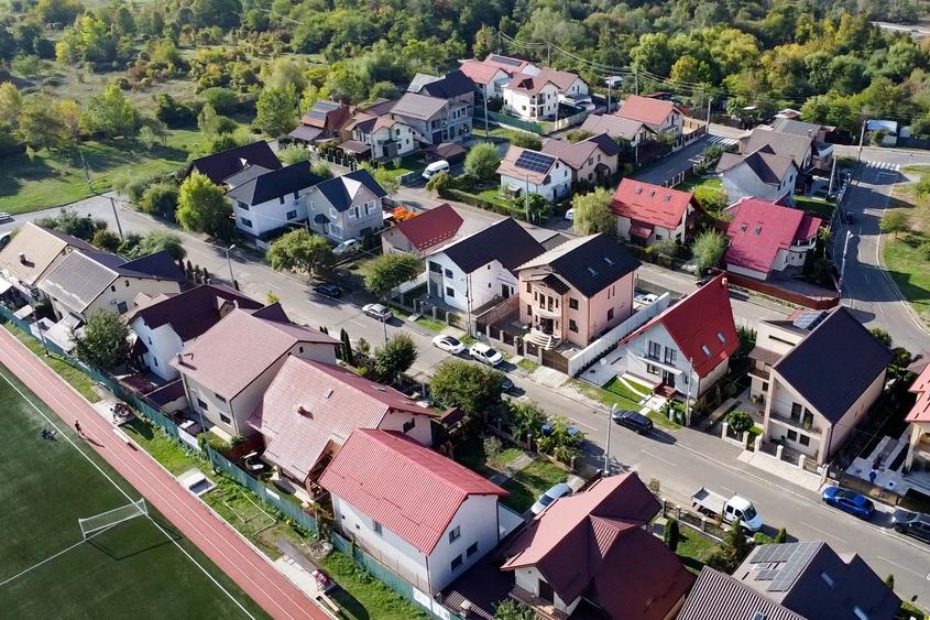 Casă cu livadă și curte, 182mp utili, P+E+M, Câmpina - 12