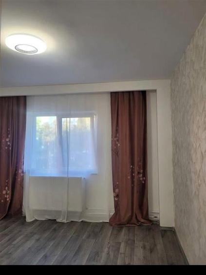 RECO Apartament 3 camere decomandat - 3