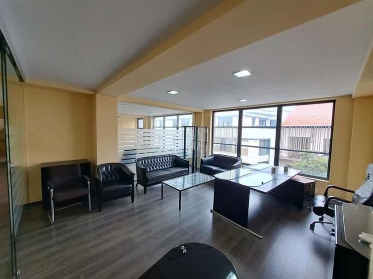 Spatiu pentru birouri, 140 mp utili, situat in zona Semicentrala! - 2