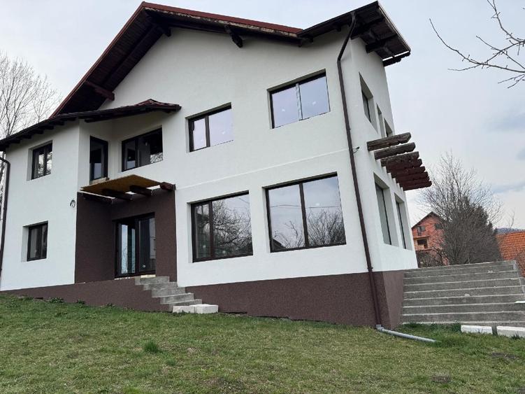 Vilă BREAZA,  DEOSEBITĂ  !!! - 3