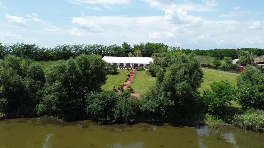 Cort evenimente cu deschidere la lac. Nunti si evenimente programate si in 2026! - 3