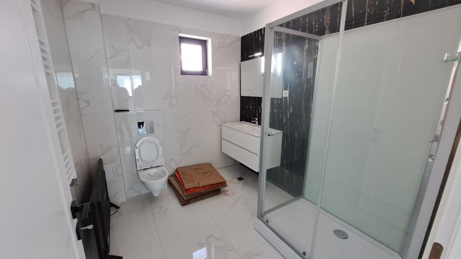 VILA SUPERBA CU 5 CAMERE  IN COMPLEX REZIDENTIAL CU CIRCUTI INCHIS - 14