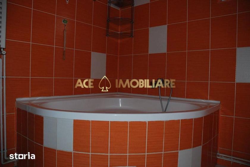 Casa 6 Camere de vanzare | Ilfov | Rosu | Gradina | Curte proprie - 2