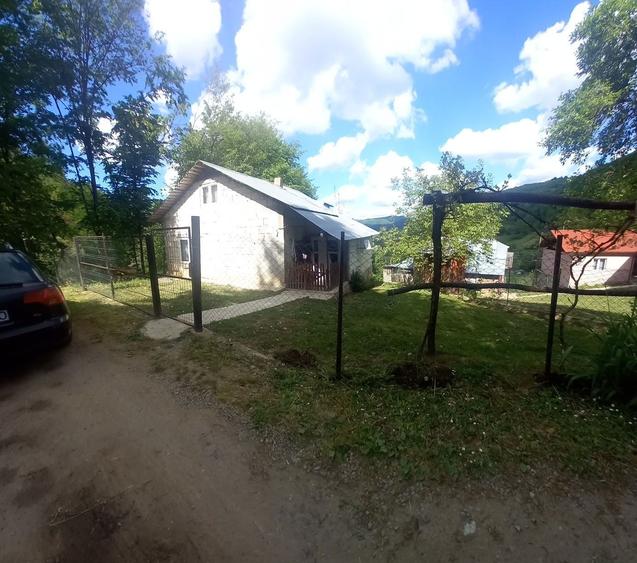 Casa de vanzare in bratca - 8