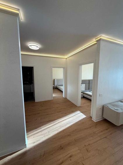 Apartament de vanzare ,central ,mobilat 3 camere! - 1