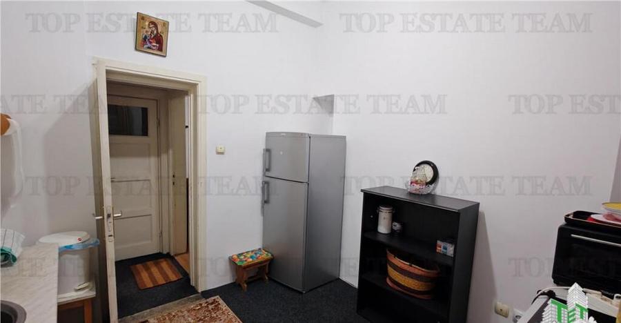 Apartament de 3 camere ultracentral, cladire interbelica (so - 8