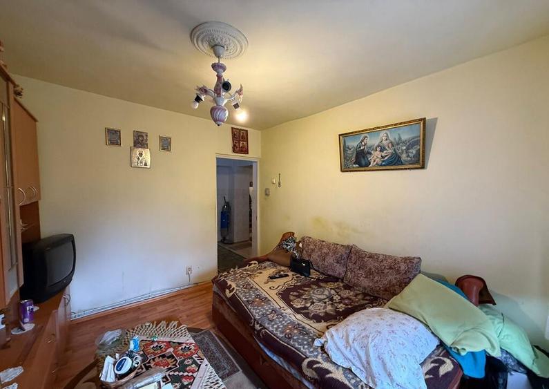 Apartament 3 camere,decomandat,etaj 1, Zona Balcescu - 7