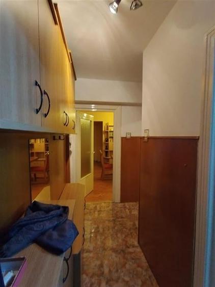 RECO Apartament cu trei camere de inchiriat - 3