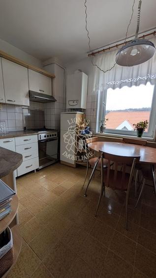 Apartament cu 3 camere decomandat, mobilat în Ultracentral