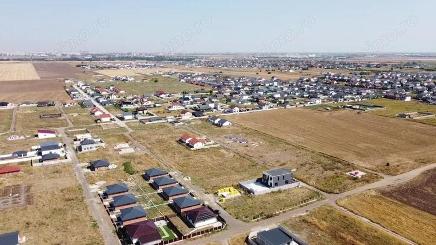 Teren Intravilan In Comuna Berceni | utilitati: curent | #UG4.1E - 7