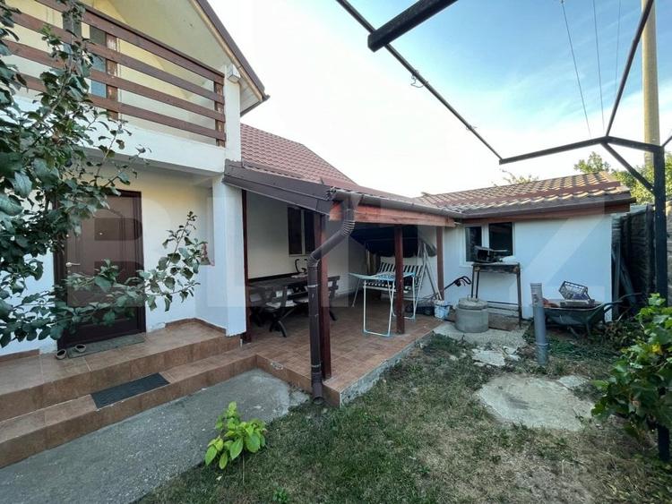 Casa 73 mp utili si 310 mp de teren, zona Bariera Valcii - 2