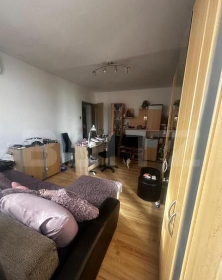 Apartament 3 camere, etaj 3, Craiovita, zona Niela, - 7