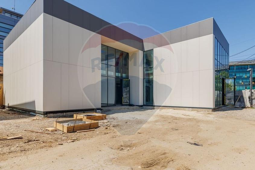 Închiriere spațiu comercial Cotroceni – vitrină 25 m și mezanin - 11