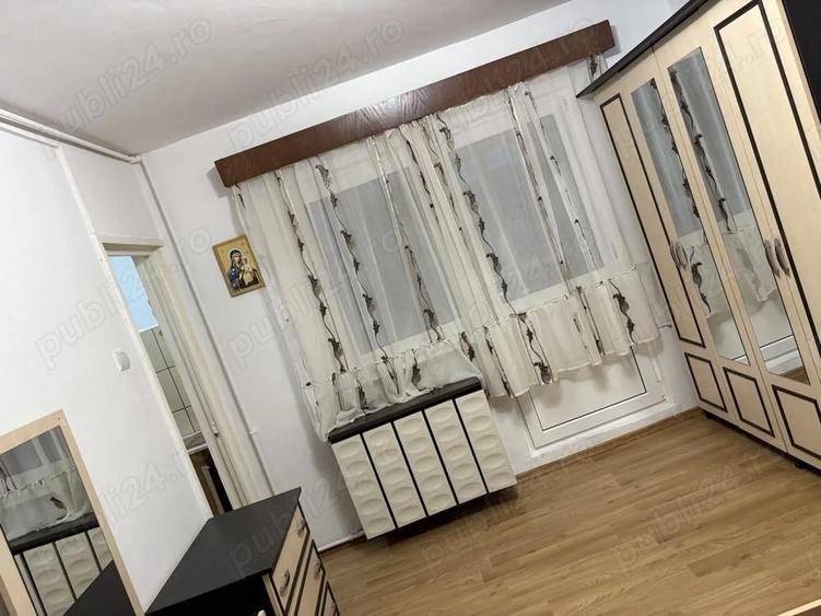 Vand garsoniera Media? - 4