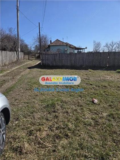 Vindem teren intravilan Calinesti 845 mp , deschidere 13,5 m - 2