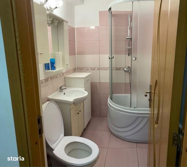 Inchiriez garsoniera decomandata , Craiter str. Dacia - 2