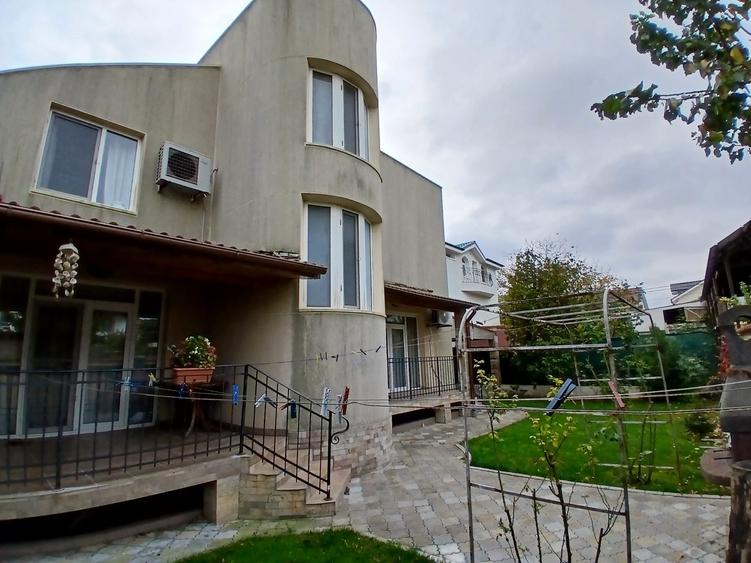 Ovidiu- Lac! Vila D+P+1, teren 436 mp - 3