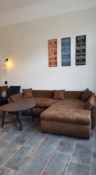 pe frumosul bld. 3 AUGUST lânga Catedrala MILENIUM la 5 minute Restaurant MERLOT - 5