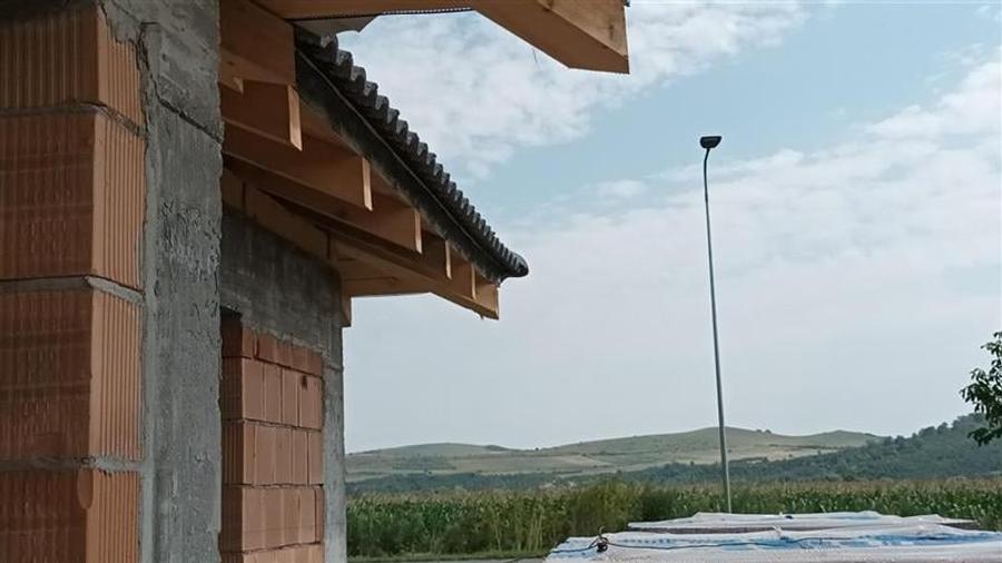 Casa la 15 minute de Brasov, DJ 112A, la rosu sau finalizata la cheie - 7