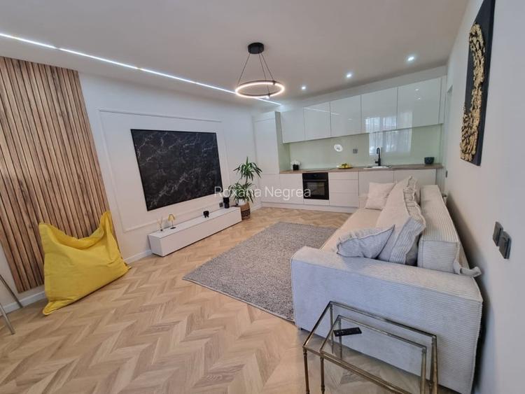 Apartament cu 2 camere, ultrafinisat, zona semicentrala, etaj intermediar Apartament cu 2 camere, ultrafinisat, zona semicentrala, etaj intermediar