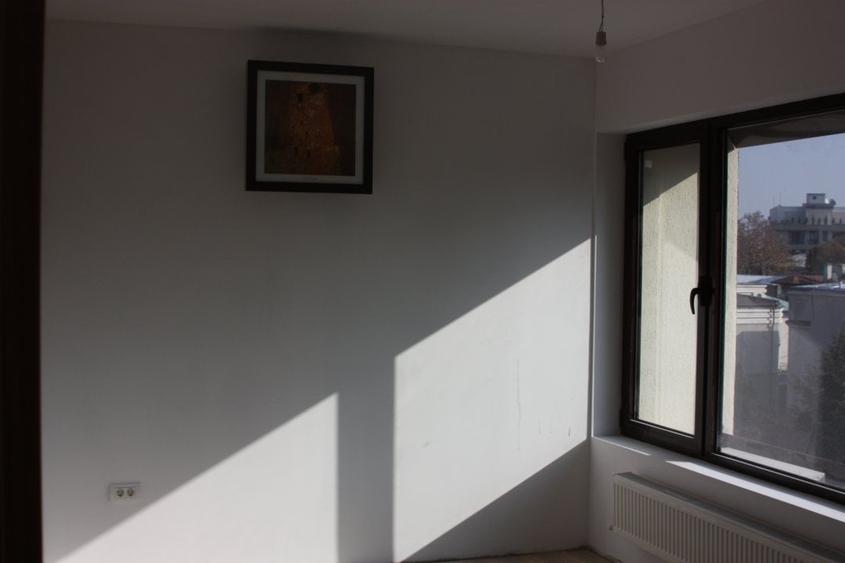 Vanzare imobil birouri pretabil investitie, inchiriata integral - 24