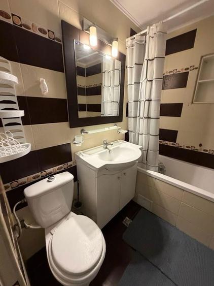 Apartament 2 camere + 2 balcoane + dressing , Strada Traian - 5