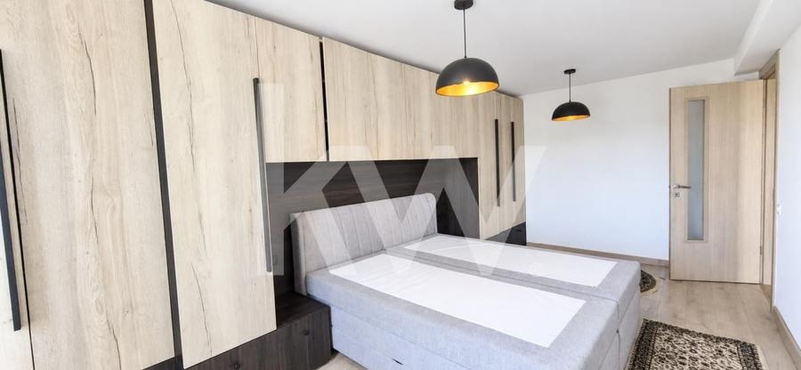 Apartament cu 2 camere decomandat, mobilat în Tractorul