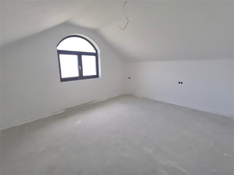 Casa individuala 6 camere 3 bai 500mp teren zona Calea Cisnadiei - 20