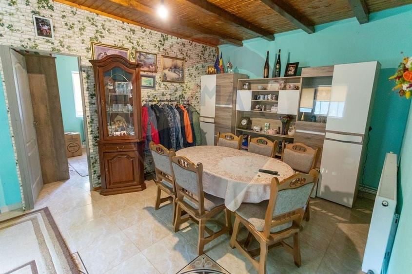Pensiune agroturistică cu 6 camere + Casă de locuit, de vânzare - 20