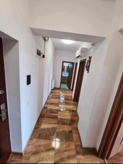 Apartament de vanzare - 3