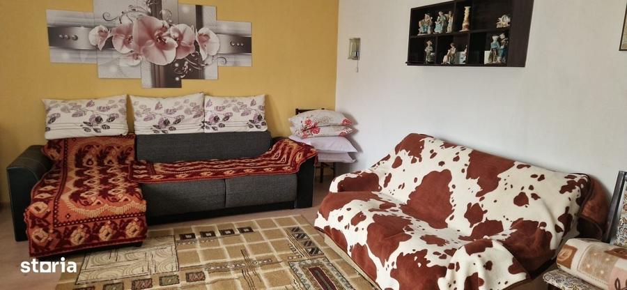 Casă cu 3 camere în Central