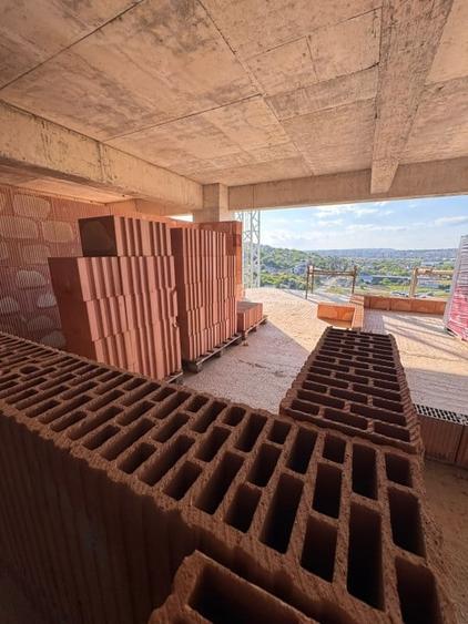 Comision 0% ! Apartament 2 camere, decomandat, etaj 3 cu lift, tva inclus - 9