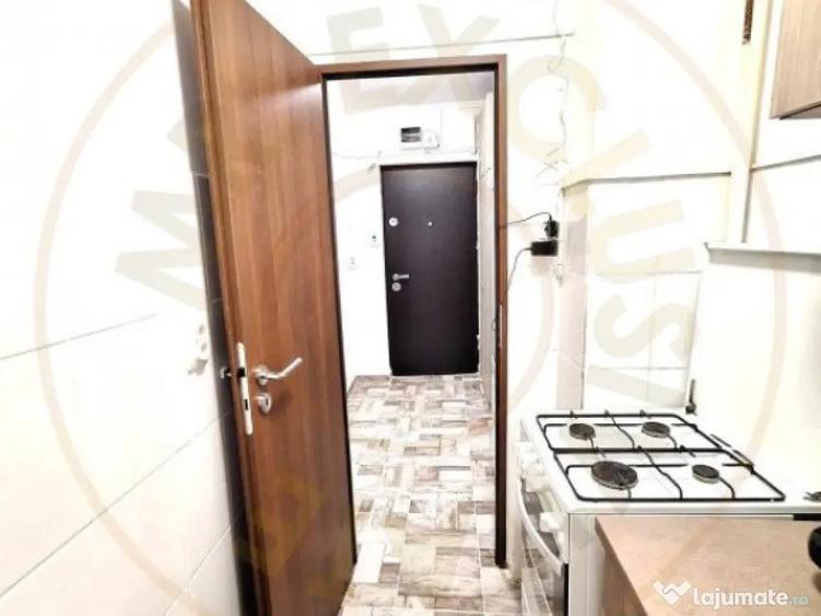 Inchiriere Garsoniera moderna Gavana 3, centrala, et.2 - 1