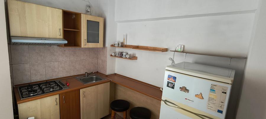 Garsonieră de vânzare Titan Piața Miniș - 2