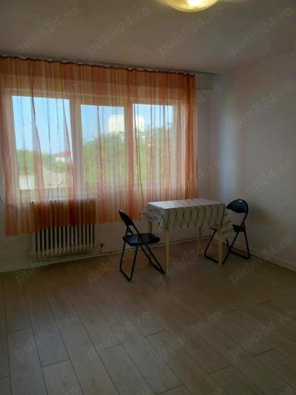 Proprietar inchiriez ap in Complex - 2 cam nedecomandat - 4