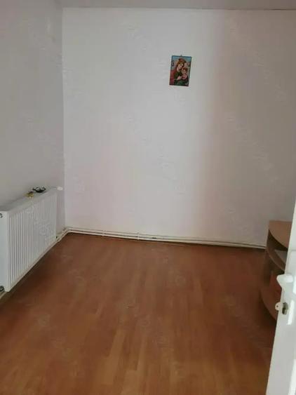 Vand casa foarte buna, zona centrala - 1