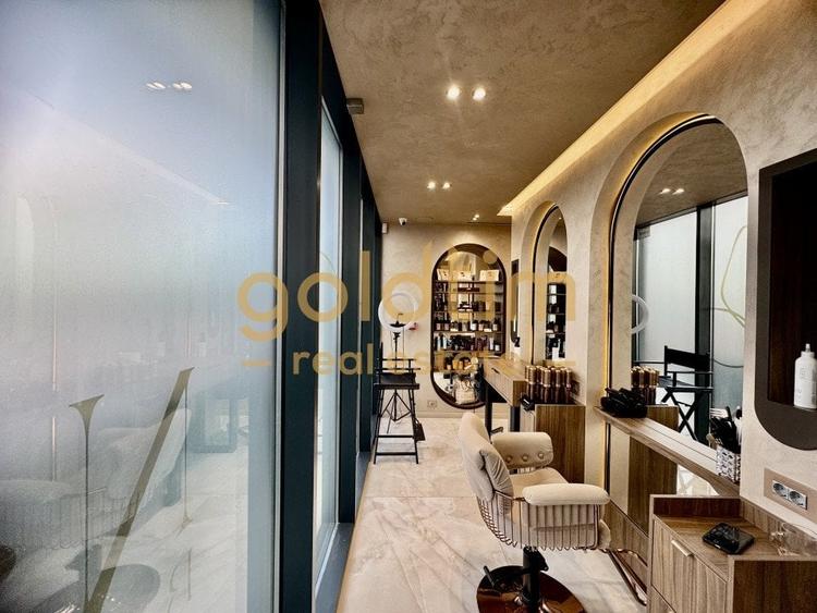 SPATIU VITRINA/ PRETABIL SALON INFRUMUSETARE - 9