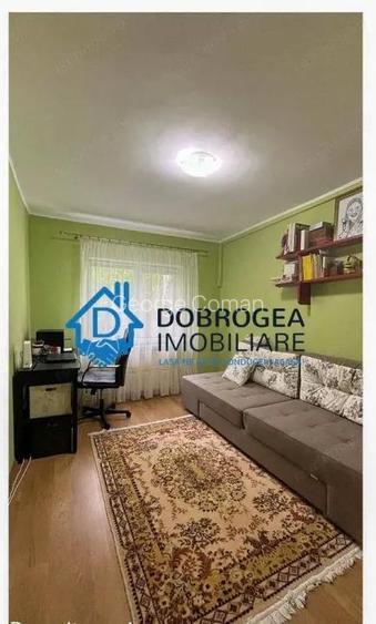 E3- 3 CAMERE DECOMANDAT ETAJ 3, CENTRALA GAZ