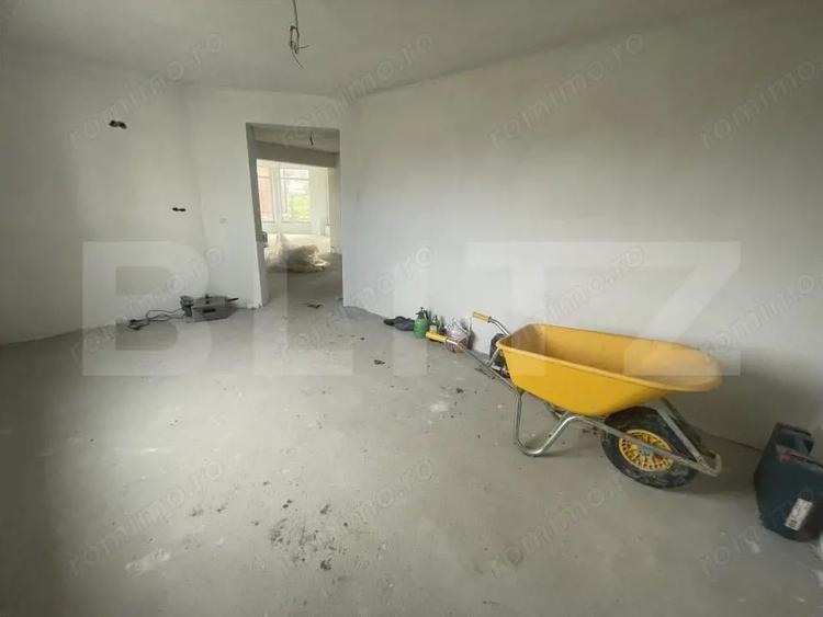 Casa individuala semifinisata 4 amere 10 ari teren si garaj - 13