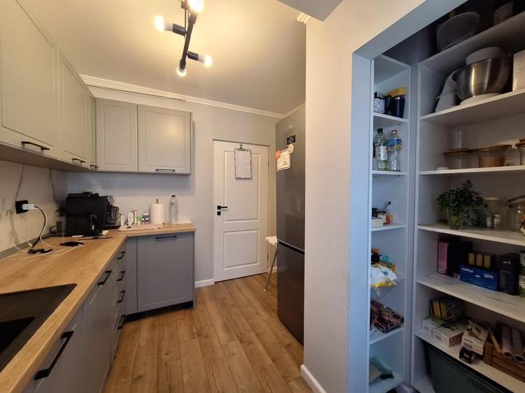 Apartament cu 3 camere, 2 bai, 2 balcoane, zona Terra - 2