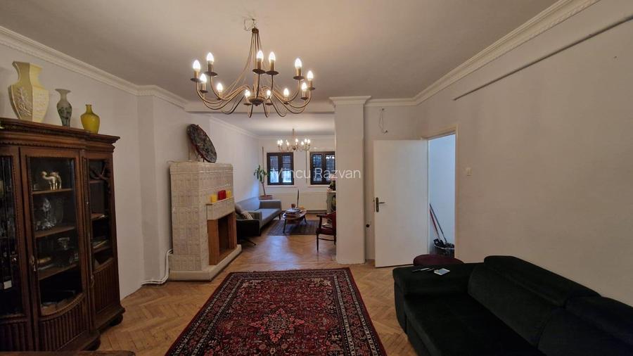 Apartament 4 camere 100mp  Piata Izvorul Rece Piata Rosetti Bdul Carol I