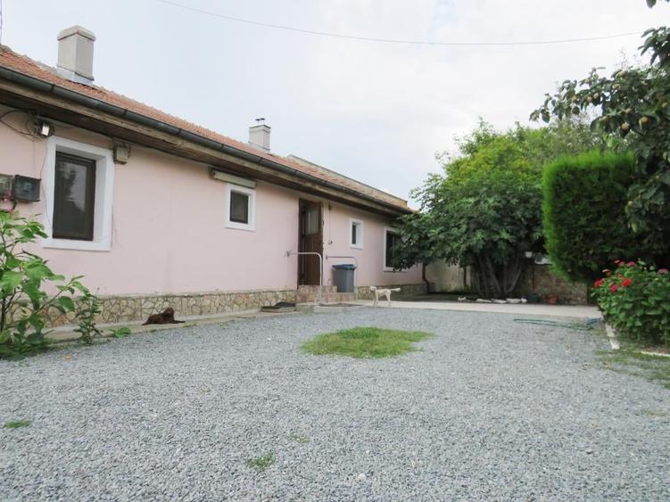 Vanzare 3 case moderne + 3 anexe si 2000 mp teren gradina, pomi in Tuzla la mare - 3