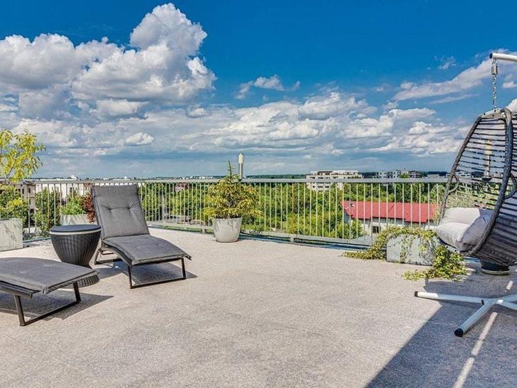 NOU!3 camere 160 mp utili, GARDEN FLOOR 80 mp, LAKE VIEW! - 1