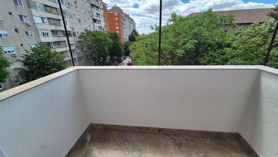 Apartament cu 2 camere semidecomandat în Rogerius
