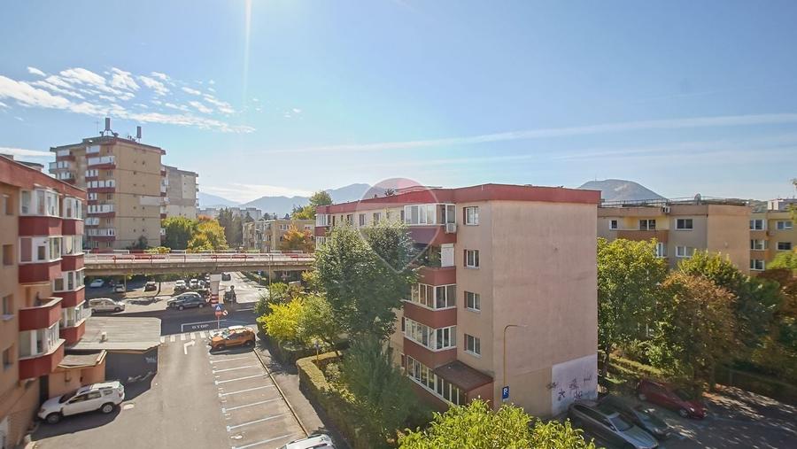 Apartament cu 2 camere decomandat în Gemenii