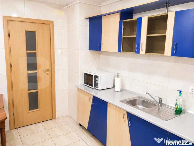 Apartament cu 3 camere decomandat în Centrul Civic