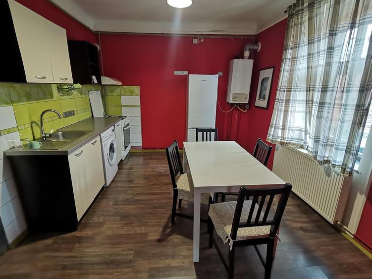 INCHIRIEZ apartament 2 camere la casa,renovat,zona Orasul de Jos - 5