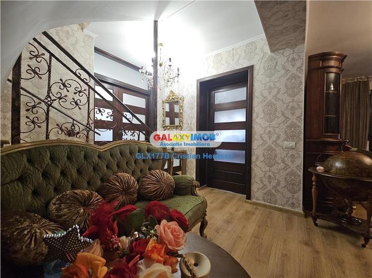 Casă cu 5 camere cu Teren 356 Mp în Sud-Vest